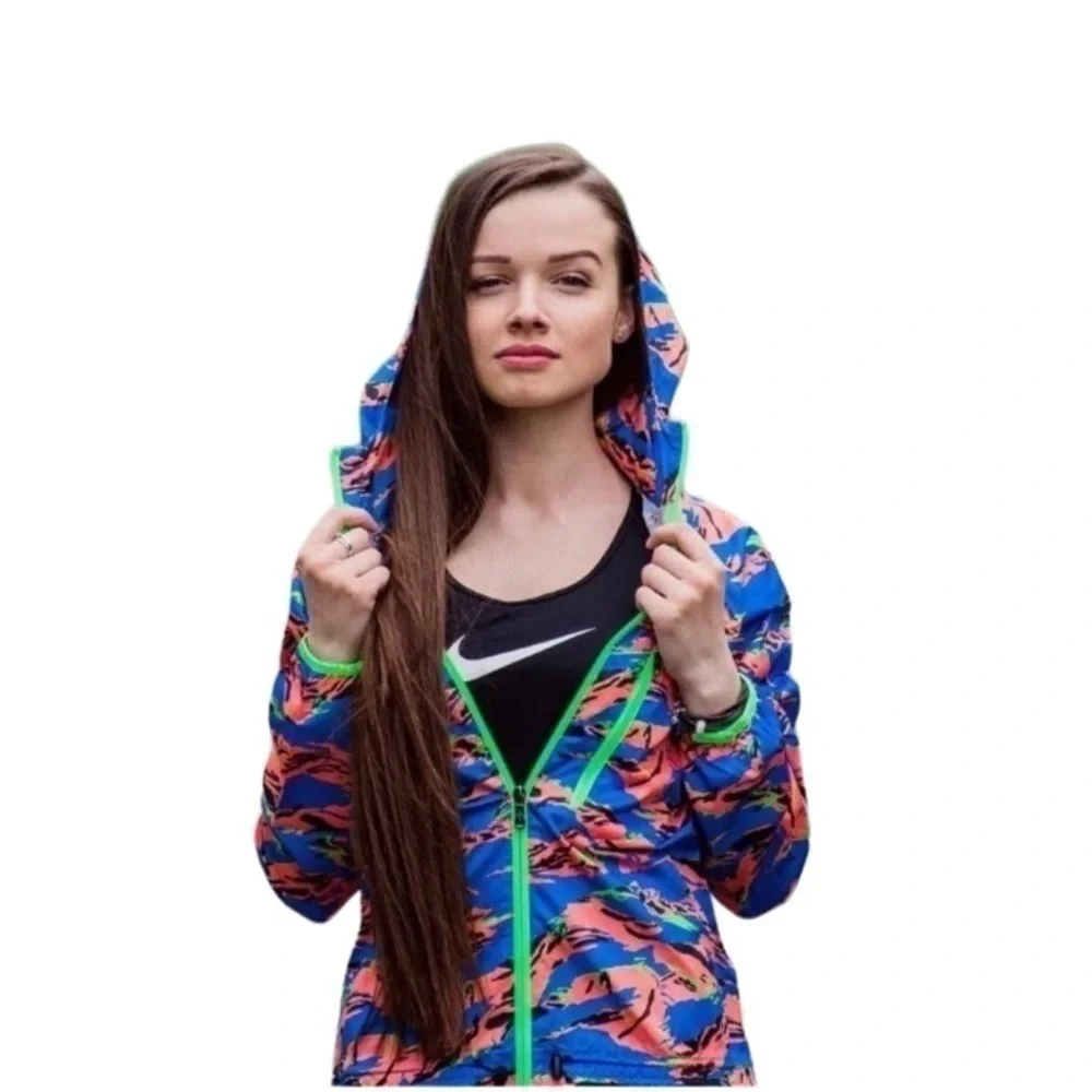 Nike Women's Packable Camouflage Trail Running Jacket